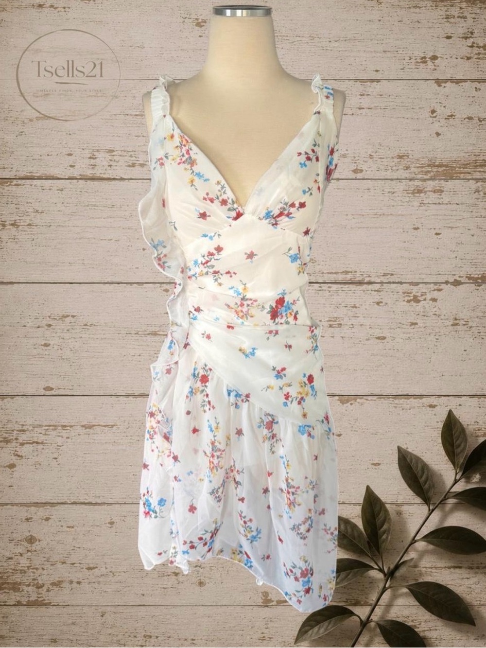 White Floral Ruffle Asymmetrical Cottagecore Dress - Size L